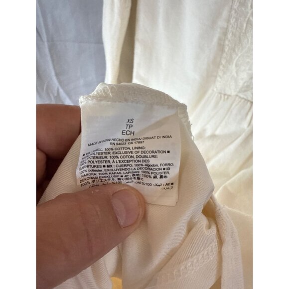 Old Navy Embroidered Cream Tunic Dress XS Lace Trim Keyhole Back Boho Casual - Picture 5 of 7